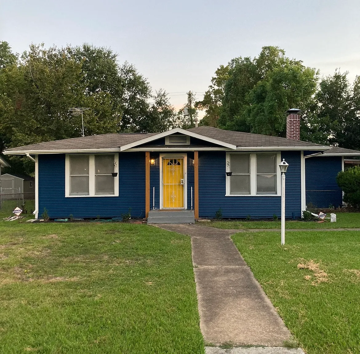 3 bed, 1350 sqft, $1,600 — Photo 2