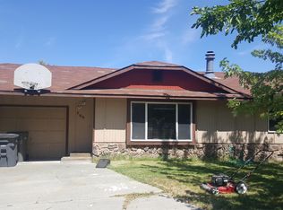 702 W 41st Pl, Kennewick, WA 99337