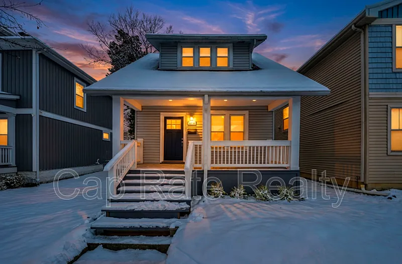 New Indianola — Photo 2