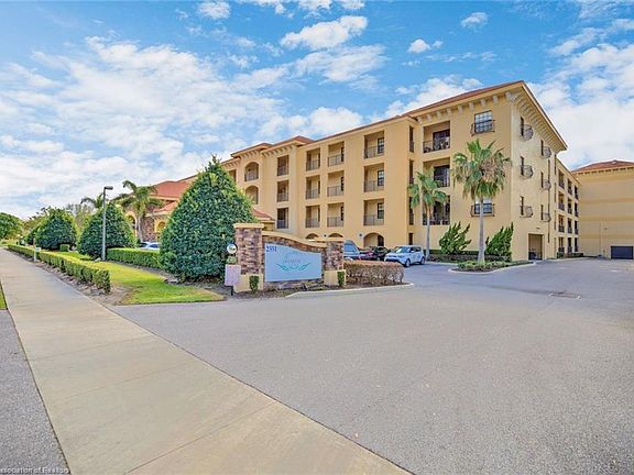 3rd image of 2351 Lakeview Dr Unit 412