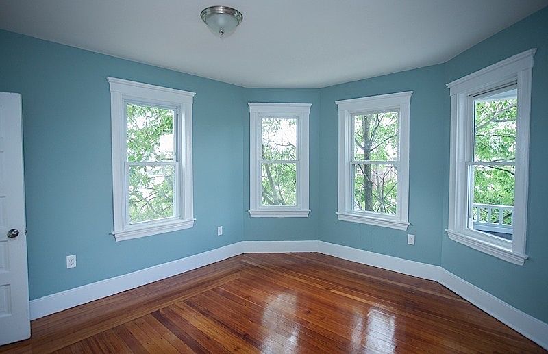 2nd image of 17 Hinckley St #1