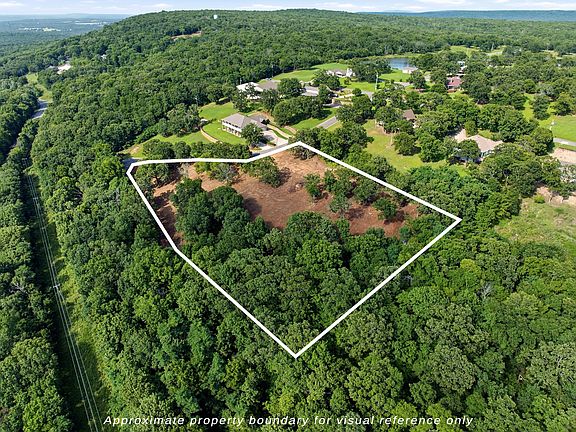 4th image of Wilderness Ln