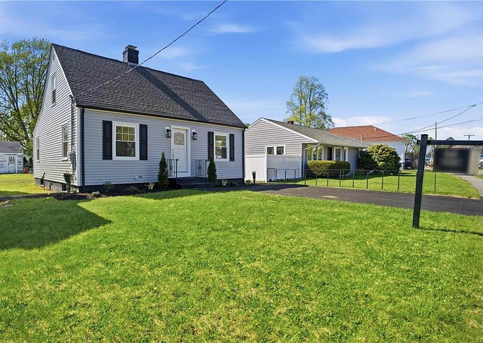 1st image of 45 Metropolitan Park Dr