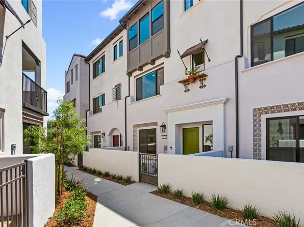 149 Bridle Dr, Burbank, CA 91506