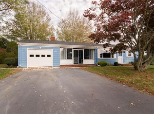 170 Russell Dr, Tiverton, RI 02878