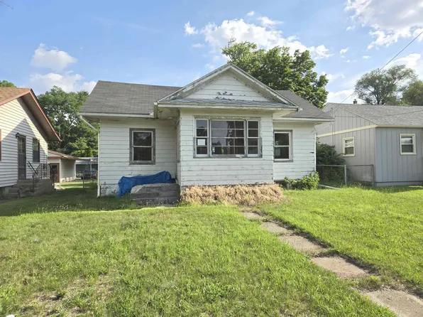 234 E Riverside Blvd, Loves Park, IL 61111