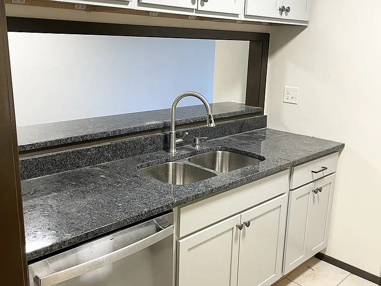 Pinecrest Apartments — Photo 45