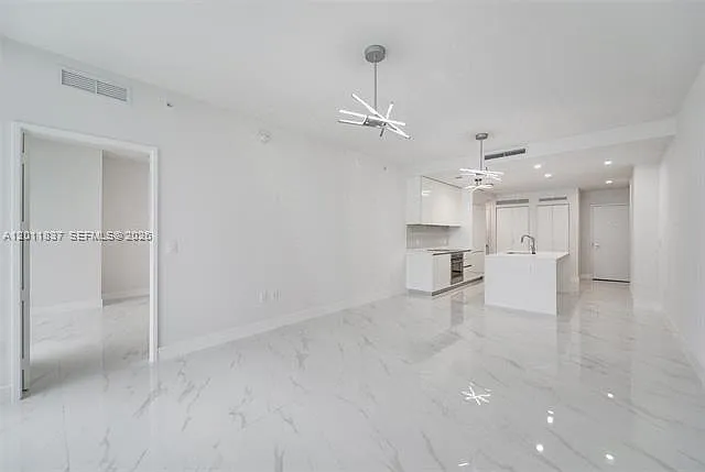 700 NE 24th St #904 — Photo 12