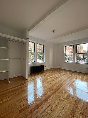2nd image of 200 W 70th St #2FG