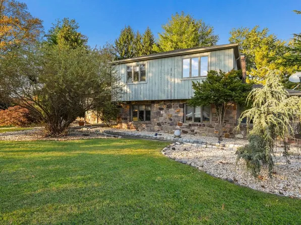 28 Peter Dr, Richboro, PA 18954