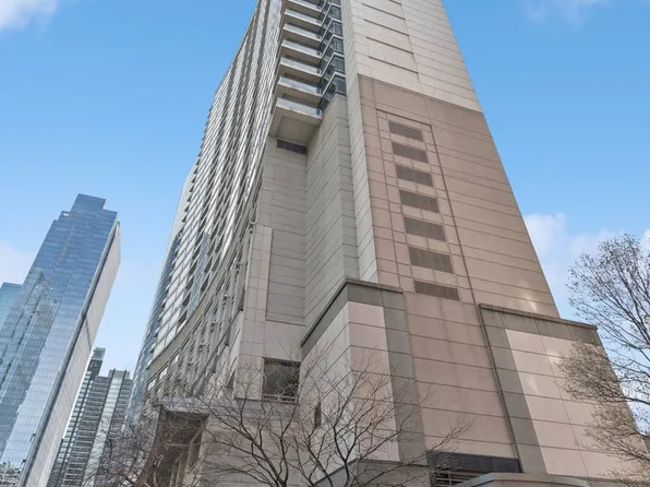 333 N Canal St APT 1406, Chicago, IL 60606