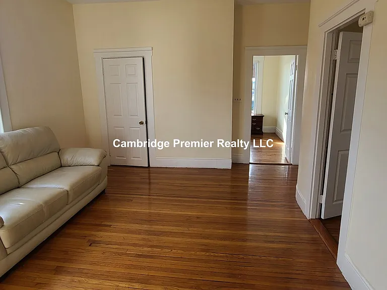 543 Broadway #2 — Photo 12