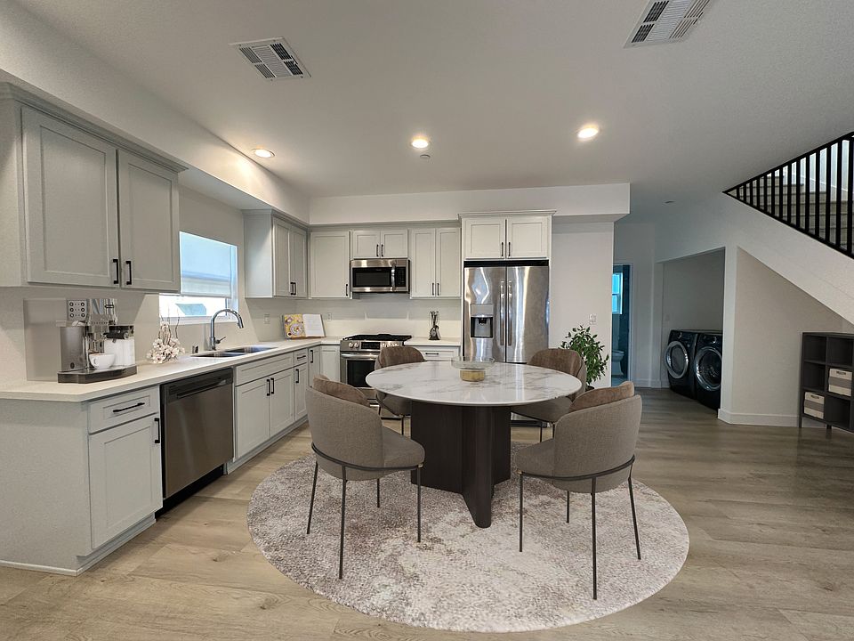 1st image of 14248 Roscoe Blvd #14248