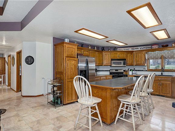 5th image of 4303 N Willow Road