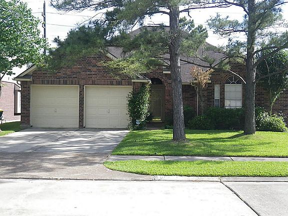 2nd image of 14923 Carolina Falls Ln