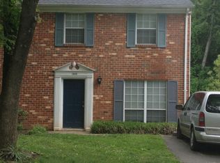 104 Longwood Dr #B, Charlottesville, VA 22911