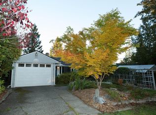 4112 NE 92nd St, Seattle, WA 98115