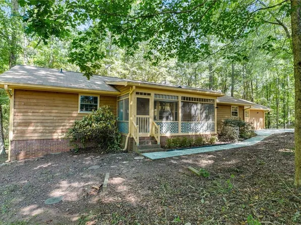 8125 Rivertown Rd, Fairburn, GA 30213