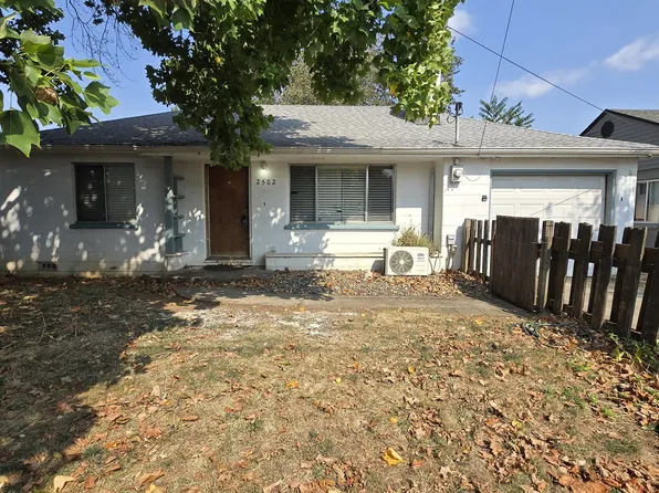 2502 E 27th St, Vancouver, WA 98661