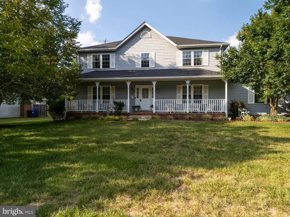 3220 Captain Dement Dr, Waldorf, MD 20603
