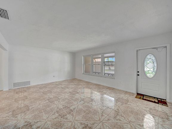 5th image of 9430 Johnson Street
