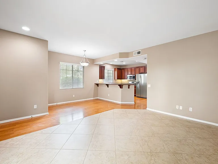 1527 Circle Ranch Way #66 — Photo 12