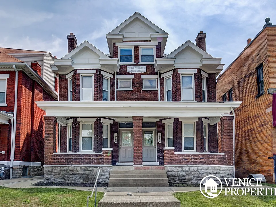 1984 Summit St
