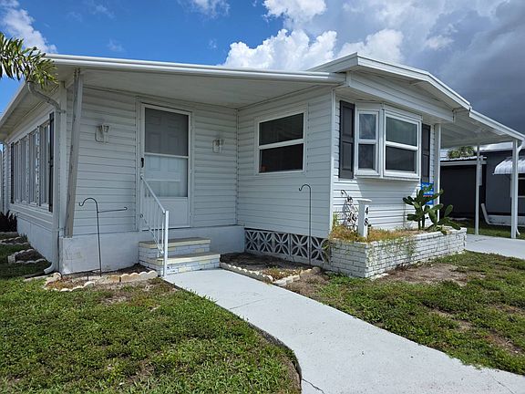 3rd image of 48 Spring Ln #48