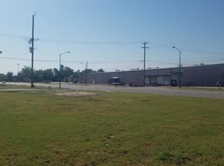 700 W 2nd St, Taylor, TX 76574