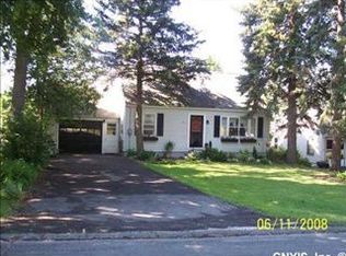 131 E Dauenhauer St, East Syracuse, NY 13057