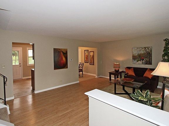 2nd image of 7856 Asbury Cir S