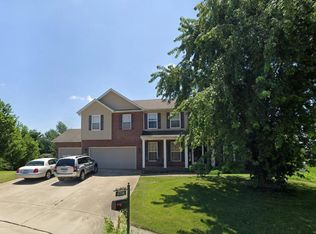 2738 Geneva Lake Dr, Shiloh, IL 62221
