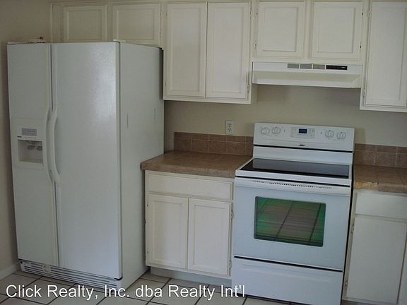 4th image of 501 Magnolia Bend St