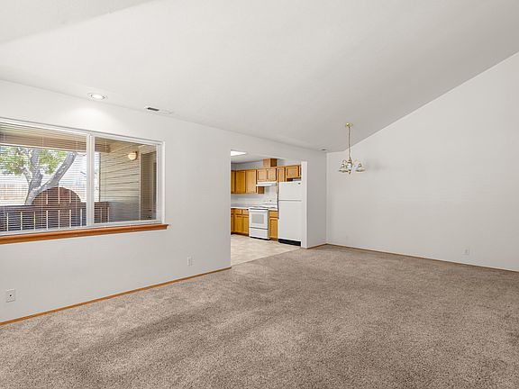 5th image of 1207 Springbrook Rd
