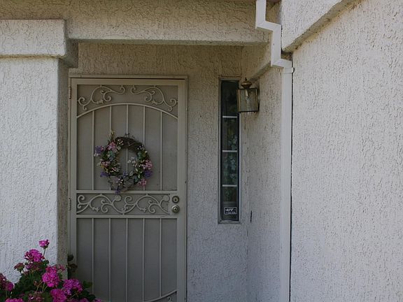 3rd image of 4845 Villa Royale Way