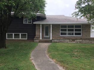 803 E Main St, West Frankfort, IL 62896