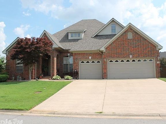 2nd image of 2805 Driftwood St