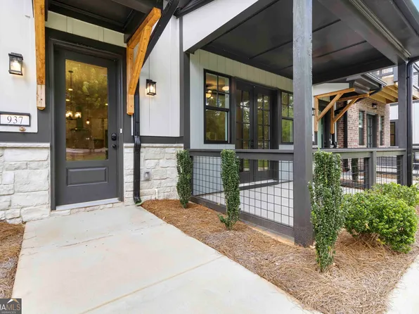 937 Willingham Dr #7, Hapeville, GA 30354