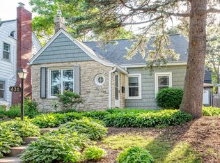 436 Woodlawn Ave, Saint Paul, MN 55105