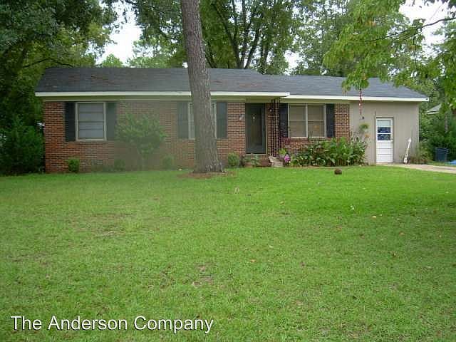 2nd image of 2303 Pembroke Dr