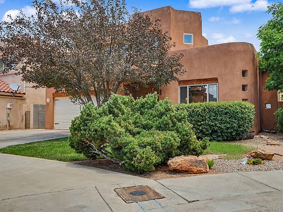 2nd image of 7315 Pebble Stone Pl NE
