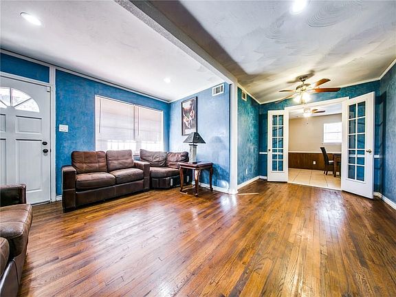 3rd image of 8703 Jennie Lee Ln