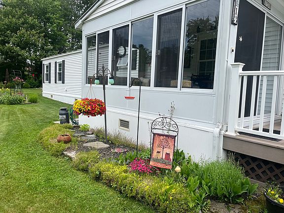 4th image of 13 Laurel Ln