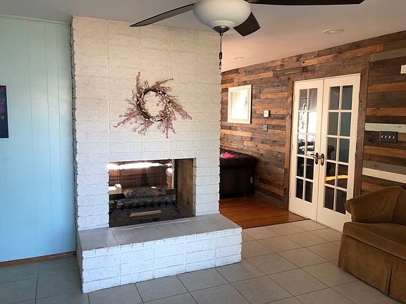 5th image of 11737 Golden Cir