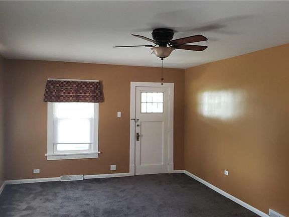 5th image of 2854 Denman Dr