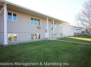 508 19th Ave SE APT 4, Minot, ND 58701