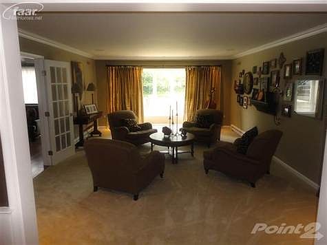 1st image of 3490 Hawthorne Dr