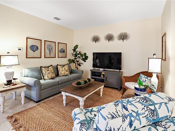 4th image of 6335 Astor Pl