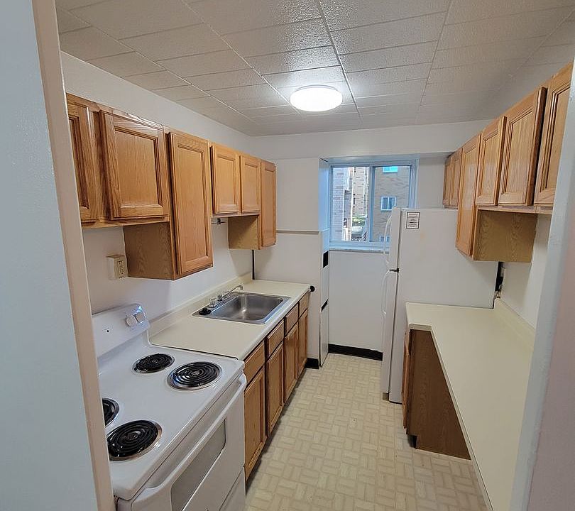 1st image of 440-450 Jefferson Ave #48f9b870a