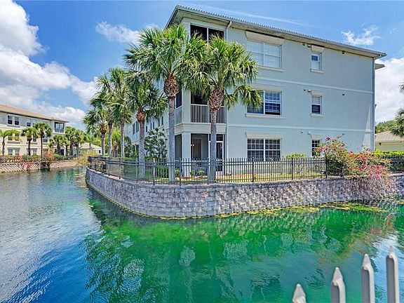 3rd image of 500 Gardens Edge Dr #511
